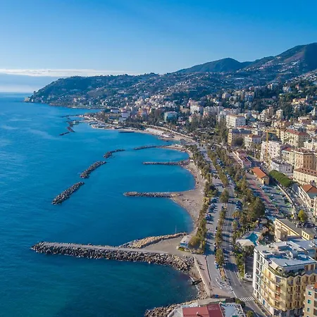 Апартаменты Aurora La Petite Maison - Happy *